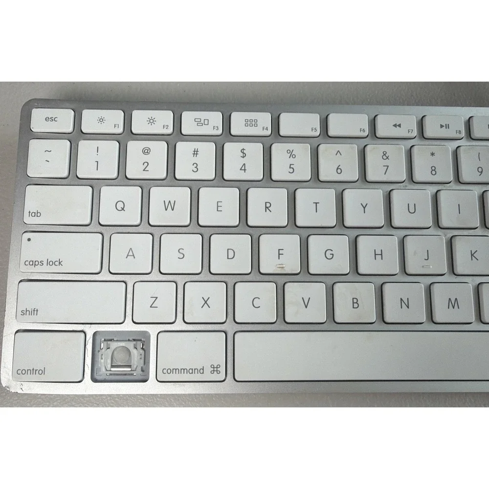 2007 Apple Keyboard Works But Missing Button